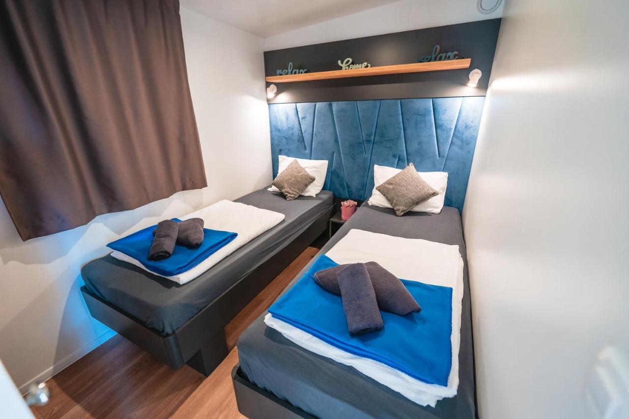 Mobile Homes Sea Princess Biograd Na Moru Exterior foto